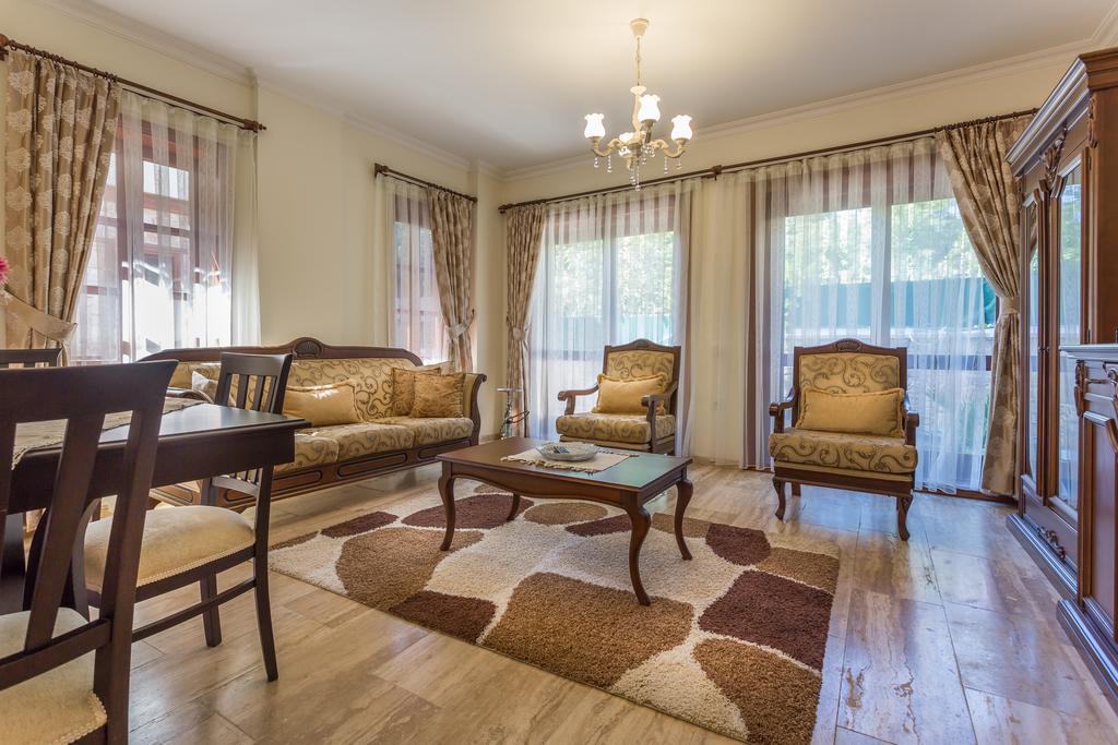 Villamavi &ANI Antalya
