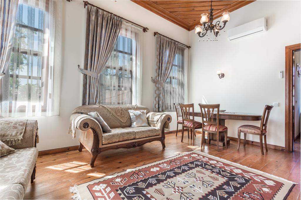 Villamavi &ANI Antalya