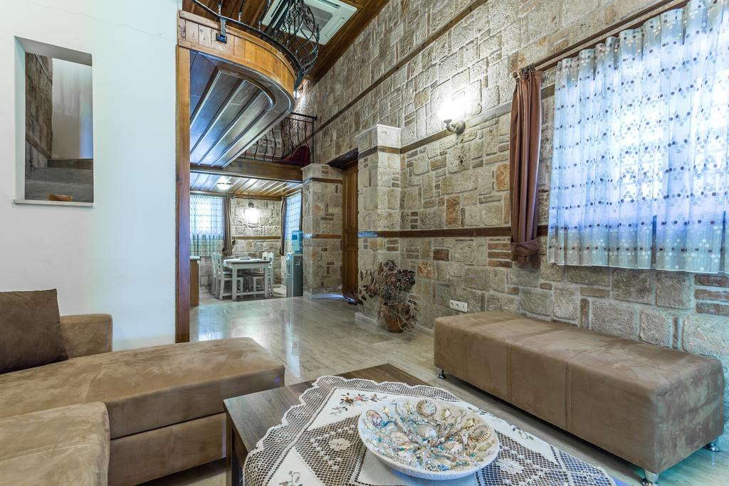 Villamavi &ANI Antalya
